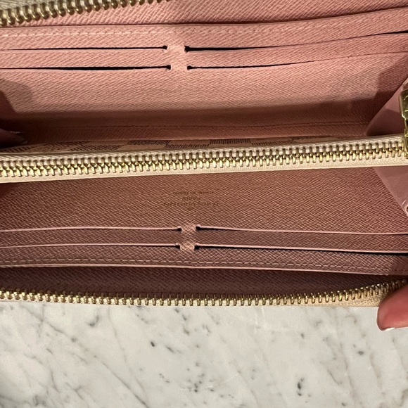 Louis Vuitton Clemence Wallet Damier Azur - Picture 8 of 11